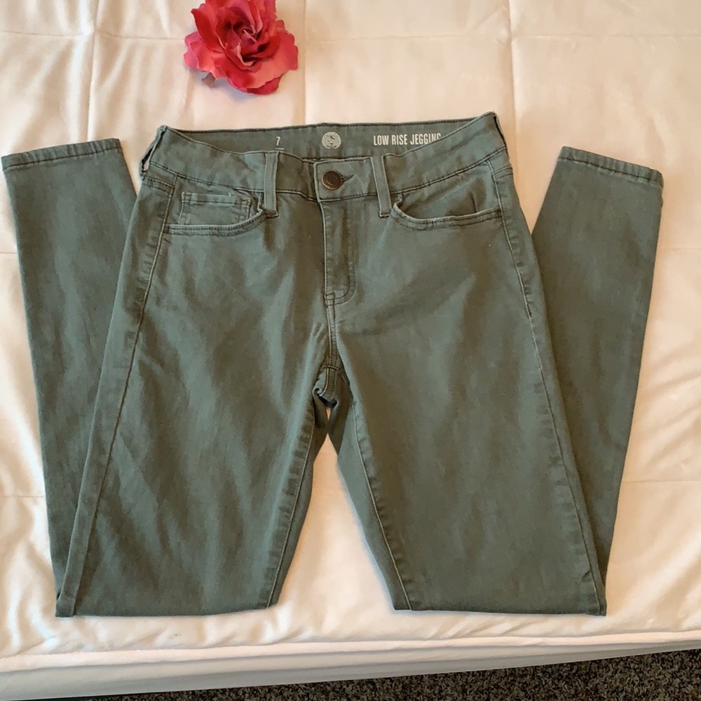 So Green jeans